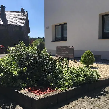 Zum Rosenhuegel * Hellenthal